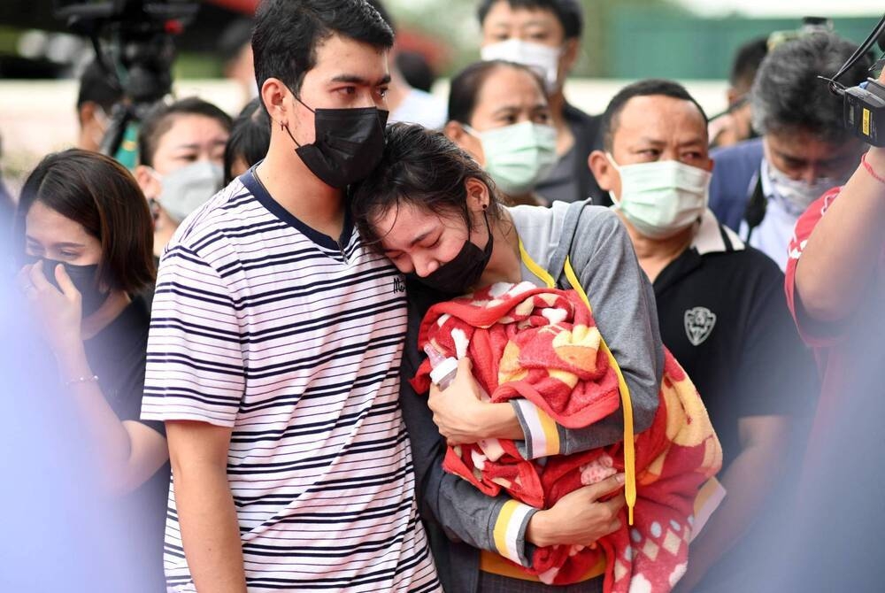 Insiden pembunuhan beramai-ramai di sebuah pusat penjagaan kanak-kanak di Uthai Sawan, minggu lepas, mengejutkan orang ramai. - Foto AFP