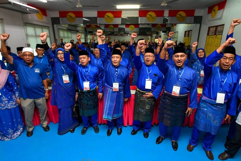 UMNO Bahagian Machang turut menyokong usul keputusan MT UMNO yang menamakan Ismail Sabri sebagai calon Perdana Menteri ke-10 di Dewan Pusat Transformasi Ilmu Bukut Tiu, Machang pada Sabtu.