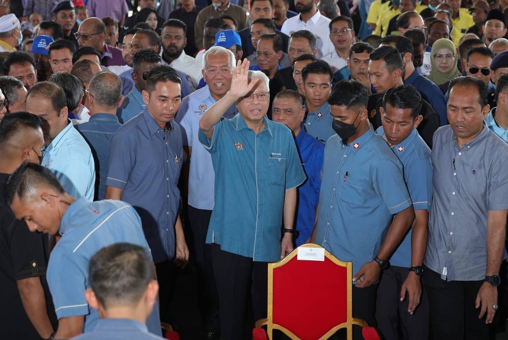 Ismail Sabri tiba pada Majlis Ramah Mesra bersama para peserta Felcra Berhad, Pekebun Kecil RISDA dan Warga Orang Asli JAKOA di Arena Merdeka pada Isnin. - Foto Bernama