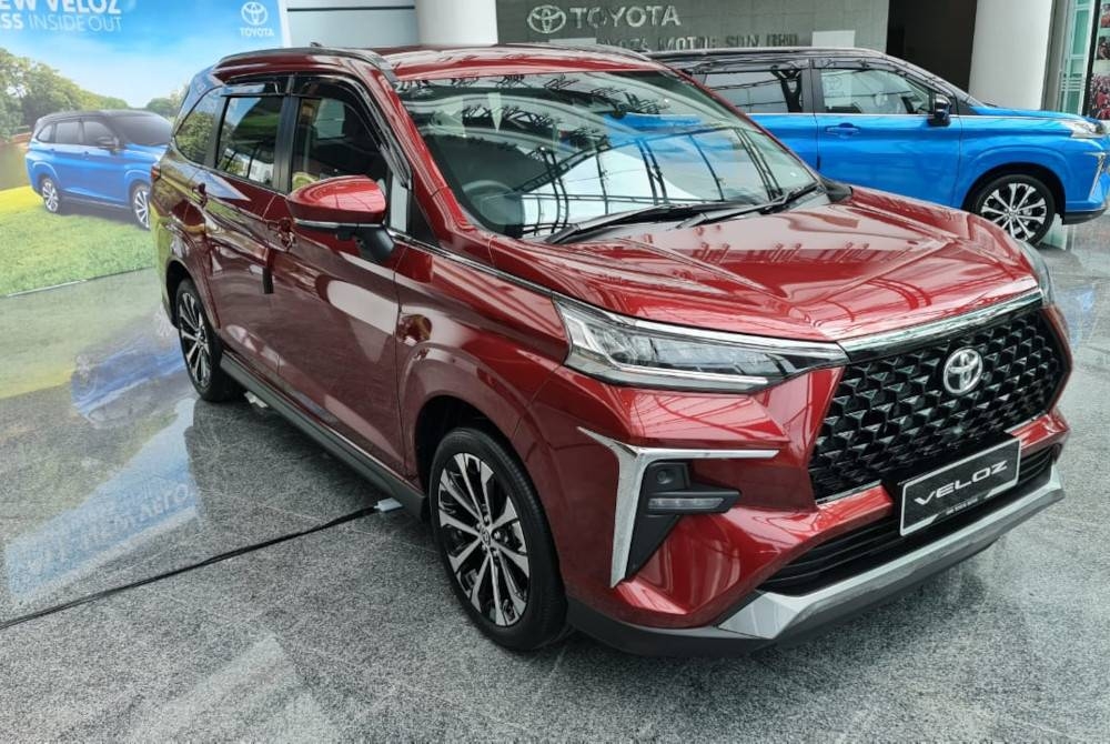 Toyota Veloz dengan harga bermula RM95,000