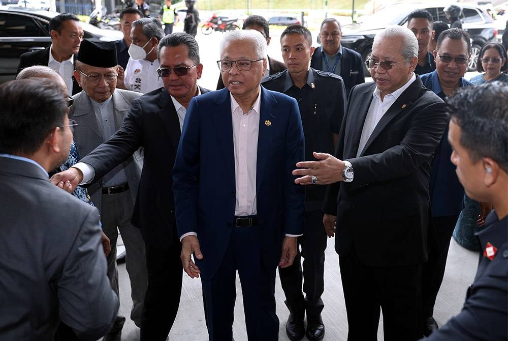 Ismail Sabri tiba pada majlis perasmian Bangunan Media City di Auditorium Sri Angkasa, Kompleks Angkasapuri pada Rabu. - Foto Bernama