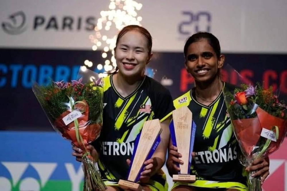 Pearly Tan-M Thinaah juara acara beregu wanita Terbuka Perancis. - Foto Agensi