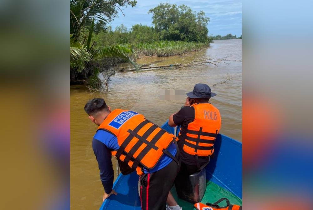 Mayat Mohd Azwar ditemui di sungai berdekatan Jambatan Pak Nik Lah, Pengkalan Chepa di sini pada Isnin.