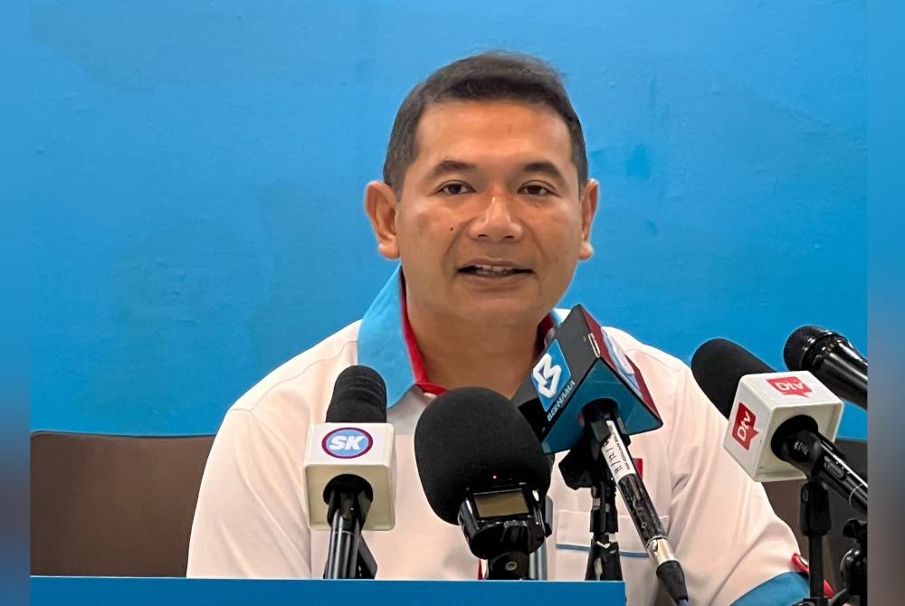 Rafizi ketika sidang media di Ibu Pejabat PKR pada Selasa.