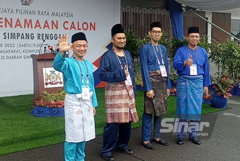 Empat penjuru bertanding di Parlimen Simpang Renggam iaitu, Dr Maszlee (kiri), Kamal (dua dari kiri), Mohd Fazrul (dua dari kanan) dan Hasni (kanan).