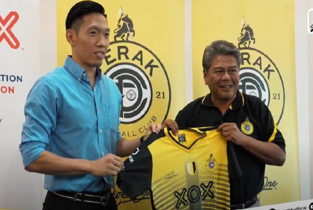 Bryan See (kiri) menjadi taruhan Perak FC menjaga gawang dalam saingan Liga-M musim depan. - Foto Facebook Perak FC