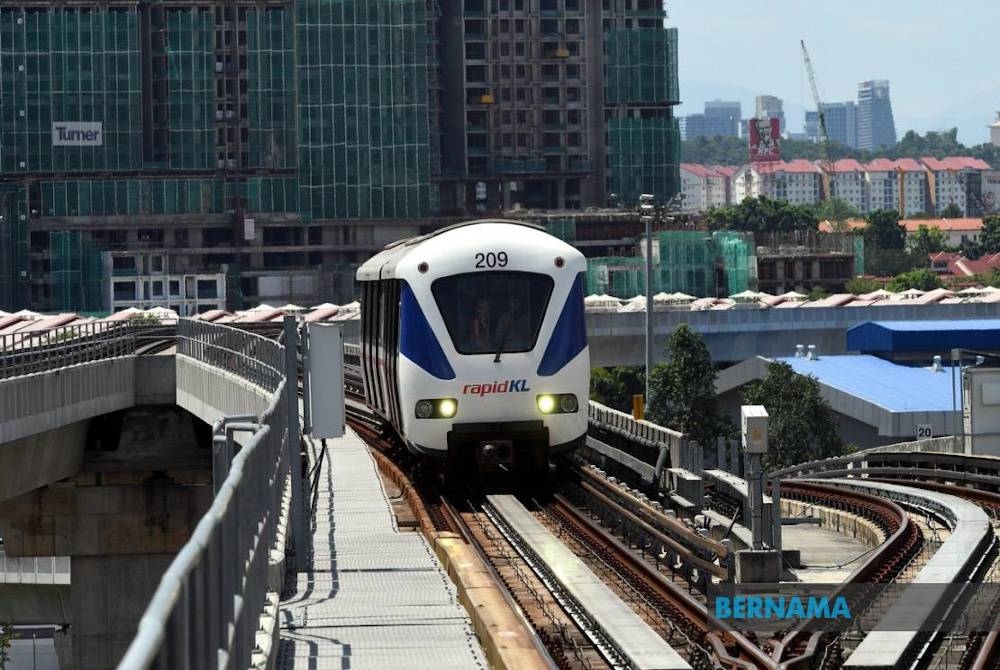 LRT Laluan Kelana Jaya mengalami masalah sistem pemanduan automatik berhampiran stesen LRT KLCC.