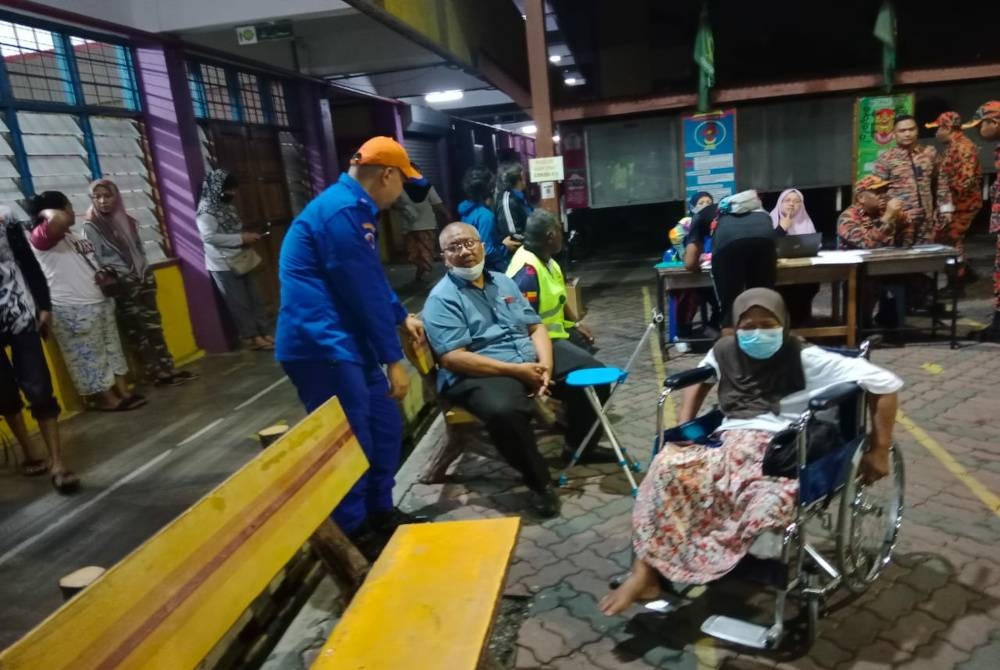 Sebahagian mangsa banjir ditempatkan di PPS SK Johan Setia pada Rabu.