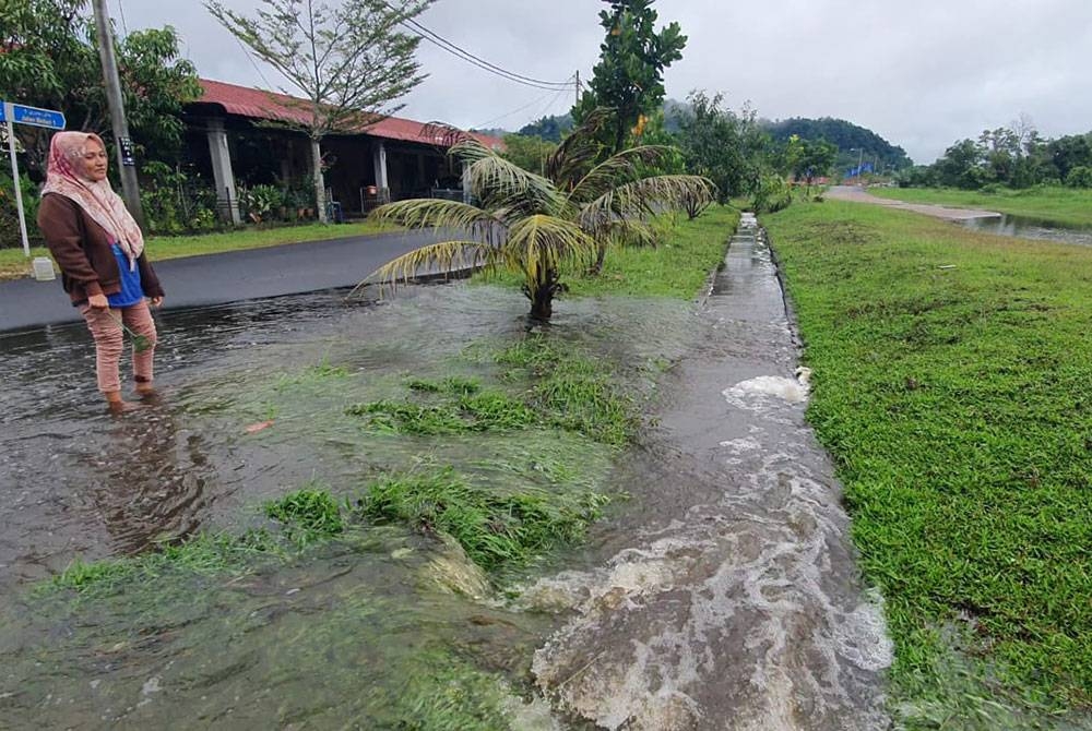 Projek tebatan banjir yang dijanjikan diyakini dapat menyelesaikan masalah dihadapi penduduk ketika ini.