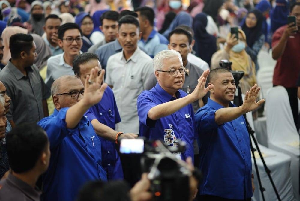 Ismail Sabri minta semua pimpinan BN elak polemik parti dan menjaga kemenangan di kawasan masing-masing.