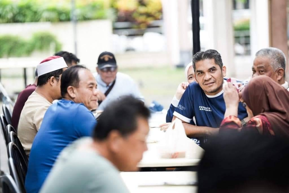 Gambar yang dikongsikan Mohd Radzi menerusi hantaran di Facebook pada Jumaat berhubung pelancaran e-aduan Pusat Khidmat Ahli Parlimen Putrajaya.