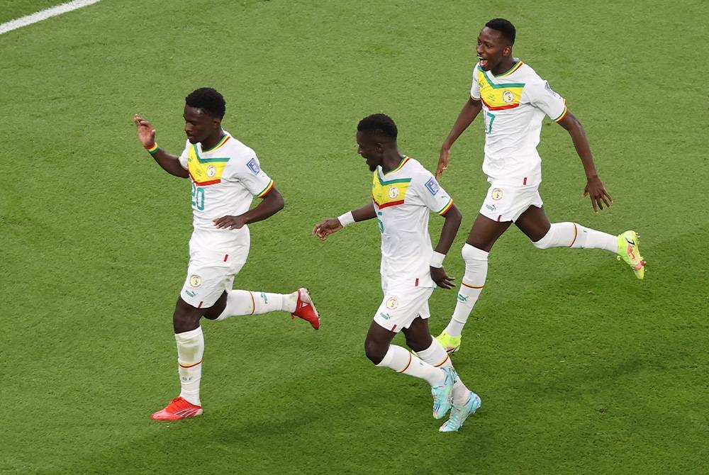 Pemain-pemain Senegal meraikan kejayaan mereka menewaskan Qatar dalam aksi kumpulan A Piala Dunia 2022 - Foto: EPA