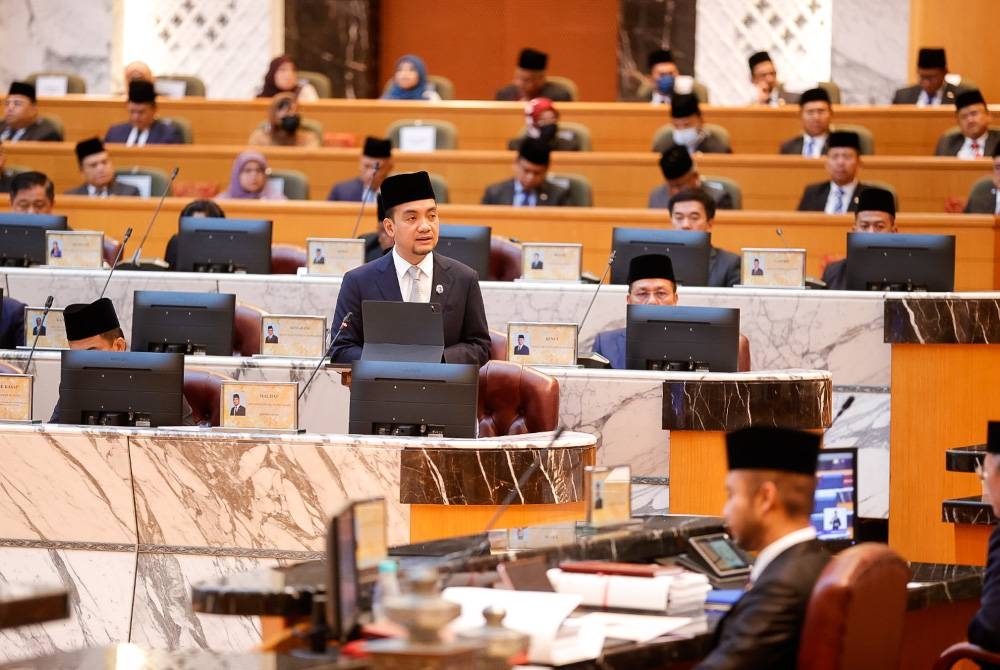 Onn Hafiz pada sesi penggulungan Sidang DUN Johor di Kota Iskandar pada Ahad.