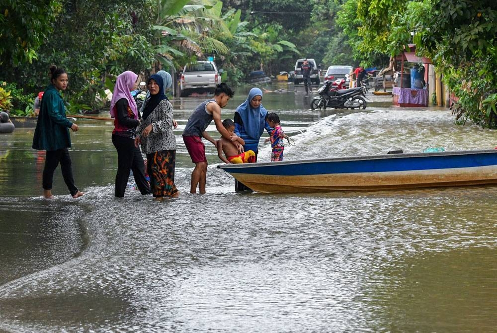 Mangsa Banjir Seluruh Negara Meningkat 2,769 Orang - Sinar Harian