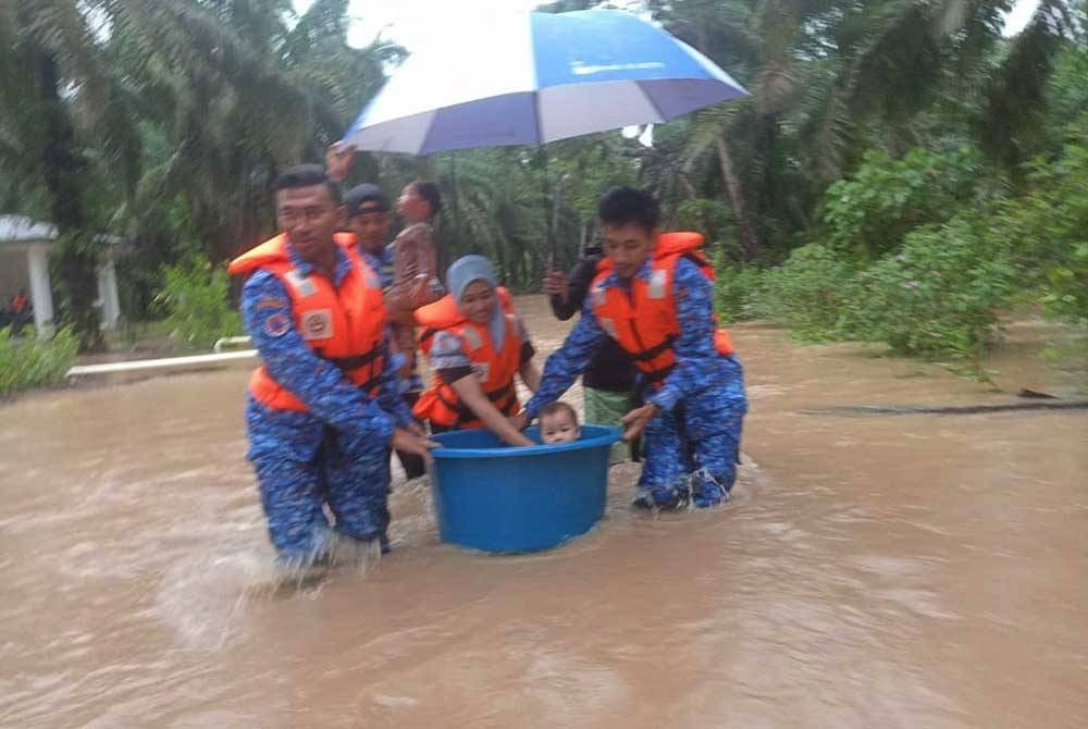 Jumlah mangsa banjir di Johor terus meningkat Sinar Harian