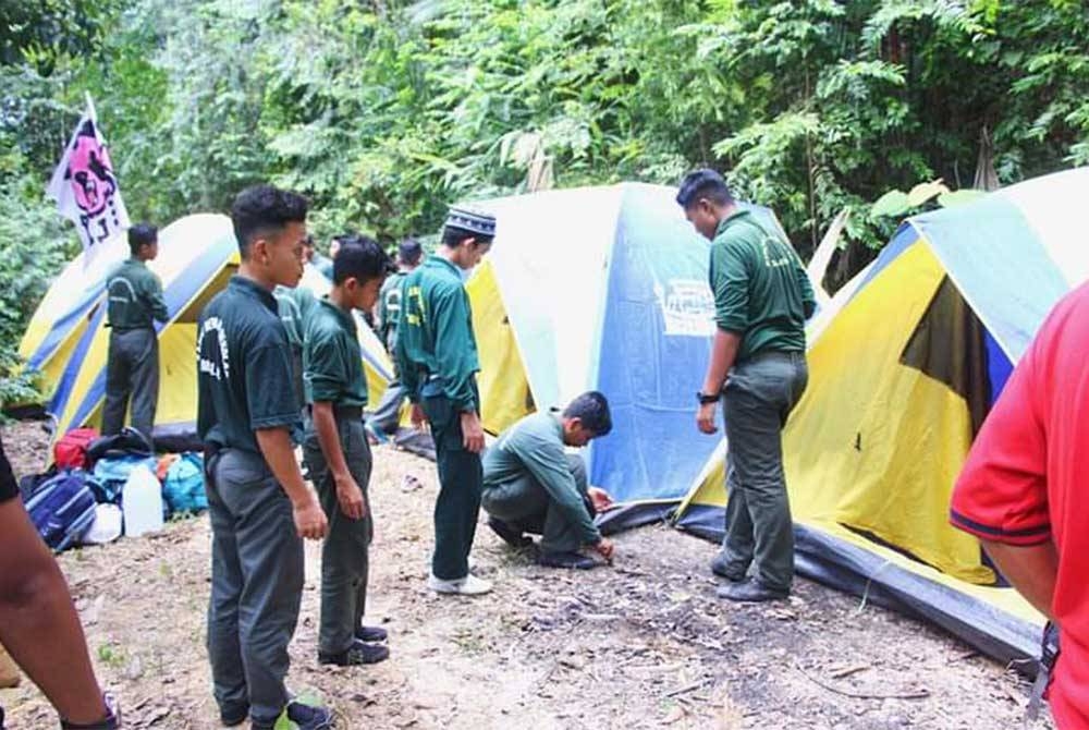 Aktiviti perkhemahan antara yang boleh dijalankan di The Lereng Adventure Camp and Resort, Ulu Chepor di sini.
Foto Ihsan The Lereng Adventure Camp and Resort