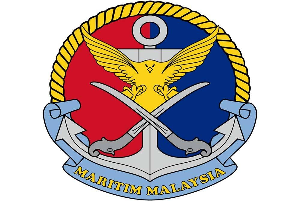 Maritim Malaysia membantu membawa mayat seorang kru kapal kargo warga Rusia berhampiran Pulau Pangkor, Lumut pada Jumaat.