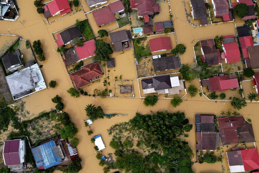 Situasi banjir di Terengganu. - Foto Bernama.