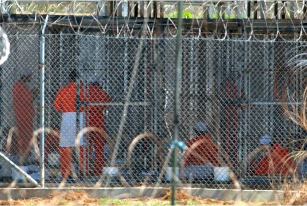 Kebanyakan mereka yang ditahan di 'Gitmo' tanpa sebarang pertuduhan atau perbicaraan. - Foto AP