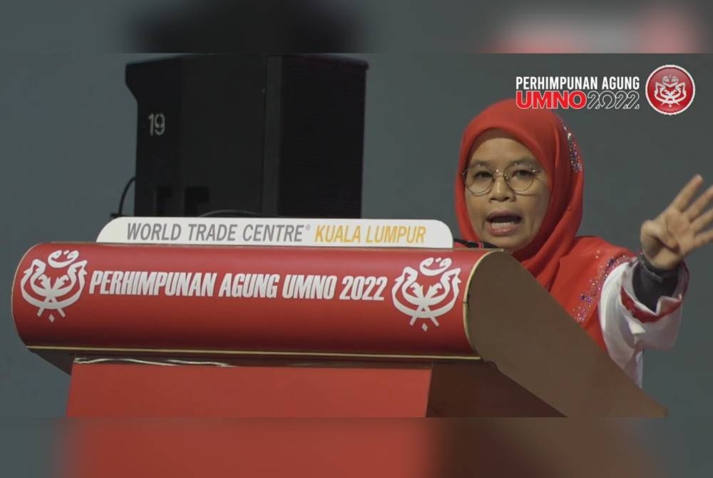 Sabariah ketika perbahasan ucapan dasar Ketua Wanita sempena Perhimpunan Agung Wanita UMNO pada Khamis.