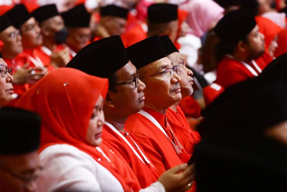 Hishammuddin ketika hadir pada Perhimpunan Agung UMNO 2022 pada Jumaat.- Foto SINAR HARIAN/ROSLI TALIB