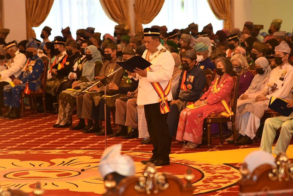 Aminuddin ketika sembah ucapan tahniah dan taat setia sempena Hari Keputeraan Ke-75, Yang di-Pertuan Besar Negeri Sembilan, Tuanku Muhriz Tuanku Munawir di Istana Seri Menanti pada Sabtu.