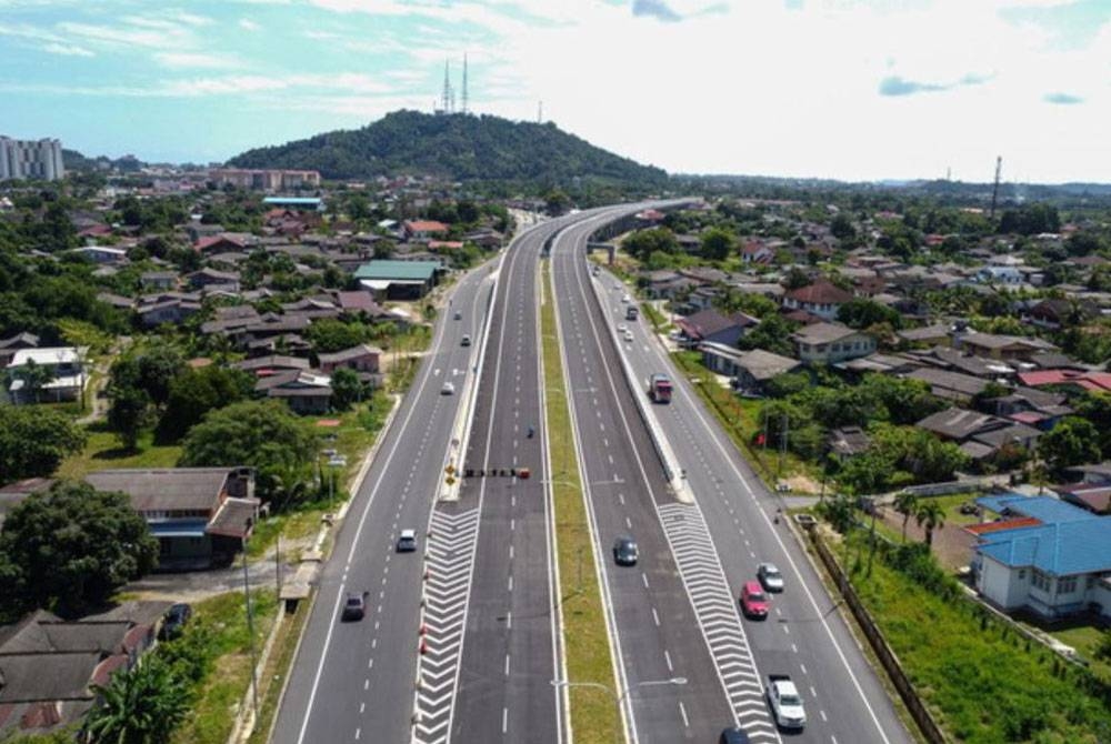 Had laju di Jalan Persekutuan dikurangkan sebanyak 10 km/j berkuat kuasa mulai 18 hingga 27 Januari 2023. - Foto Bernama