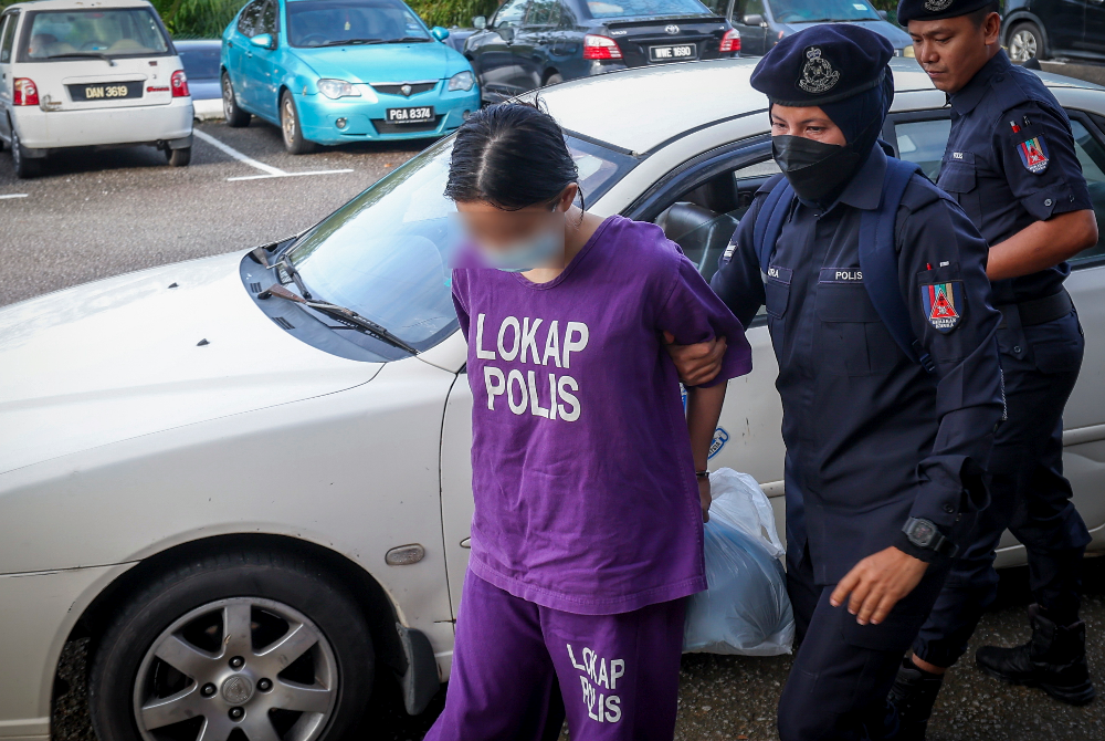 Umishahirah didakwa di Mahkamah Sesyen Sepang atas pertuduhan membunuh anak kandungnya berumur setahun enam bulan di Cyberjaya, minggu lepas. - Foto Bernama