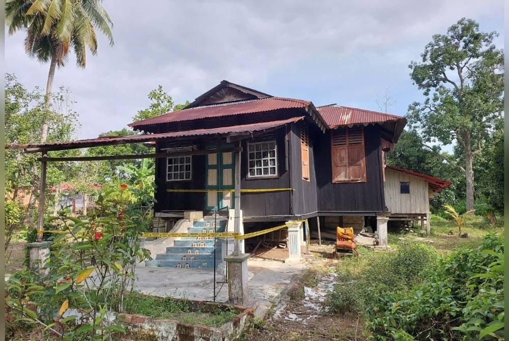 Rumah mangsa di Kilometer 16 Kampung Pulai Darat, Merlimau.