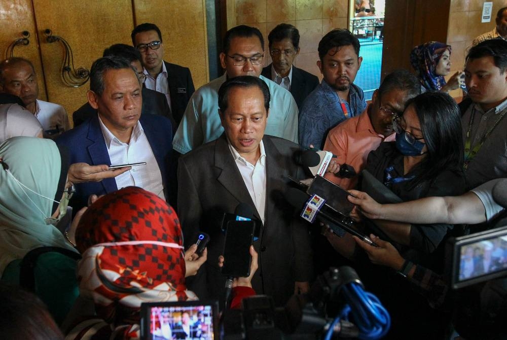 Ahmad Maslan pada sidang akhbar selepas hadir Majlis Sesi Dialog Belanjawan 2023 Negeri Sembilan di sebuah hotel, di sini pada Rabu.