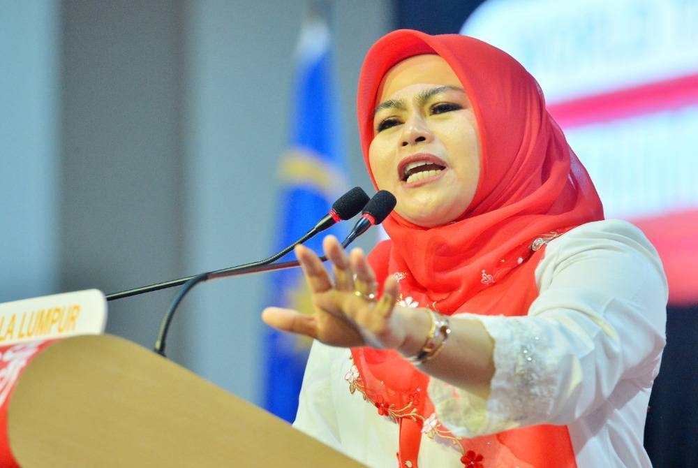 Noraini ketika berucap pada Perhimpunan Agung Wanita UMNO pada Khamis.