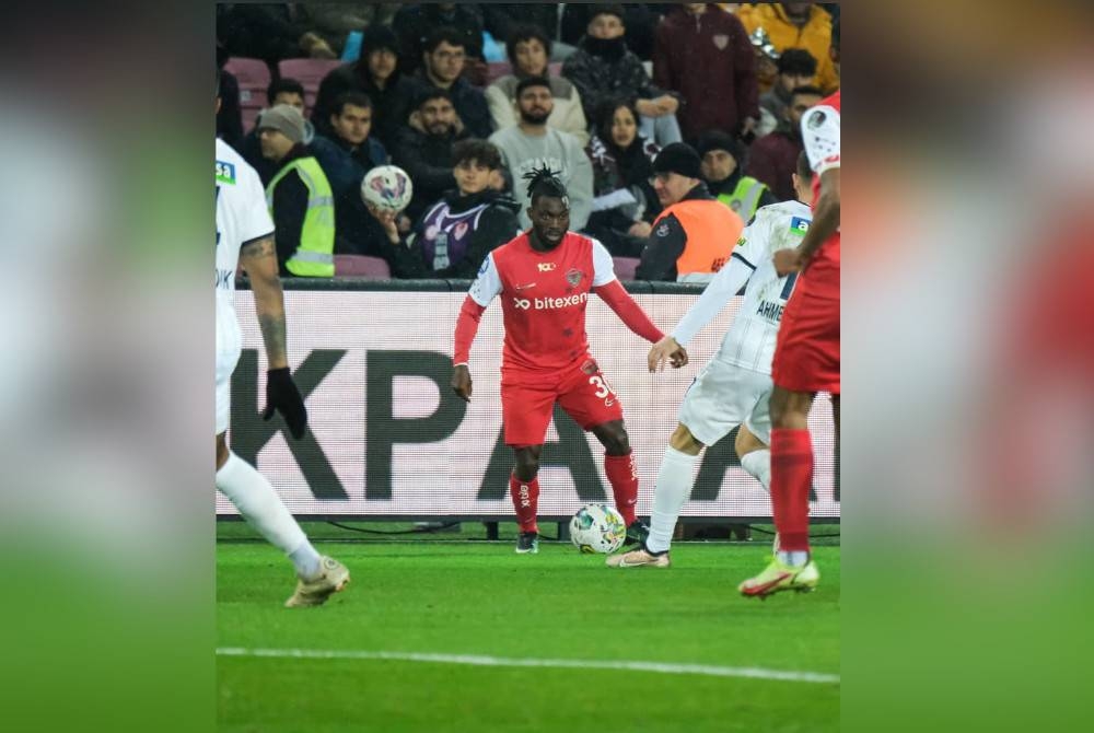 Christian Atsu dilaporkan ‘ditemui hidup’ berikutan gempa bumi 7.7 magnitud di Turkiye.