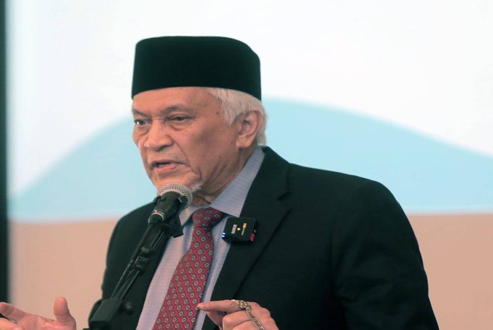 Datuk Seri Dr Abdul Aziz Ab Kadir