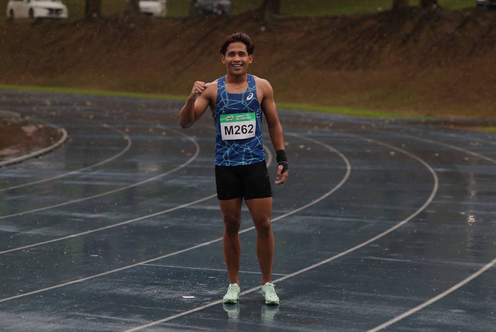 Muhammad Haiqal selepas beraksi pada acara 100m Lelaki sempena Kejohanan Trek dan Balapan Persatuan Olahraga Malaysia 2023 di Mini Stadium Majlis Sukan Negara pada Sabtu. - Foto Bernama