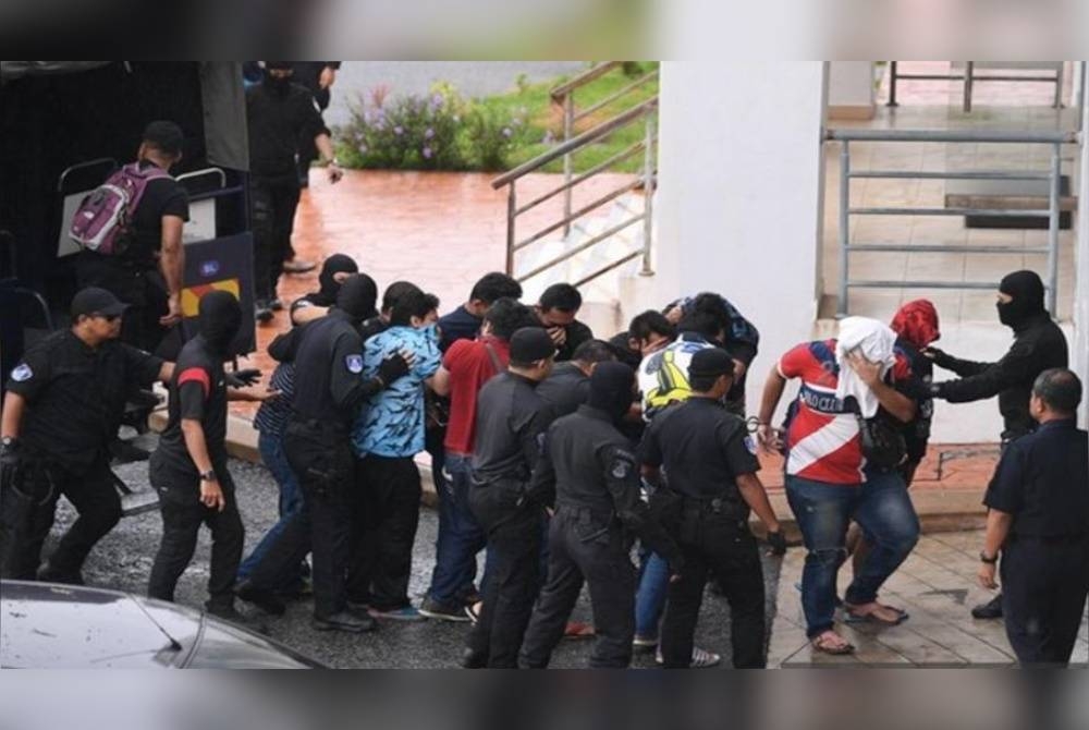 Mahkamah Rayuan pada Selasa mengekalkan hukuman penjara lima tahun ke atas 14 lelaki termasuk seorang bekas atlet Muay Thai negara kerana menjadi ahli kumpulan jenayah terancang &#039;Ayahanda Yie Tiger 99’. - Foto fail Bernama