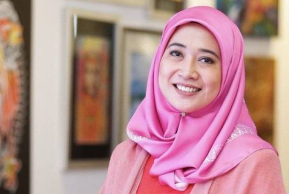 Khaidirah Abu Zahar atau Dira