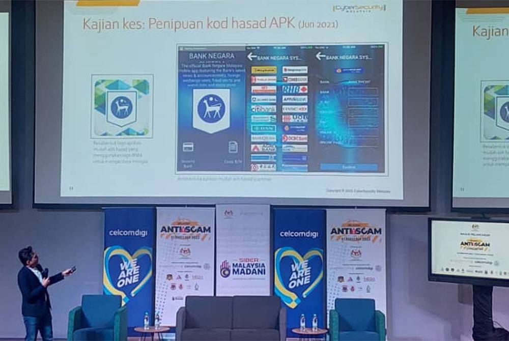 Zabri ketika sesi dialog Jelajah Anti Scam Kebangsaan 2023 pada Sabtu.