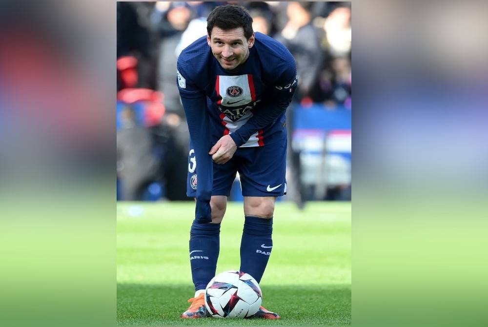 Messi menyumbat gol kemenangan ketika membantu PSG menewaskan Lille 4-3. - Foto AFP