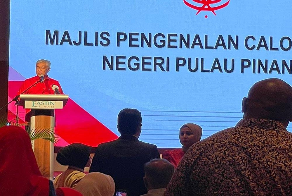 Ahmad Zahid menyampaikan ucapan pada Majlis Pengenalan Calon UMNO Pulau Pinang pada Sabtu.