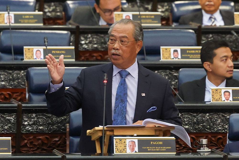 Muhyiddin ketika perbahasan belanjawan pada Mesyuarat Pertama Penggal Kedua Parlimen ke-15 di Bangunan Parlimen hari ini. - Foto Bernama