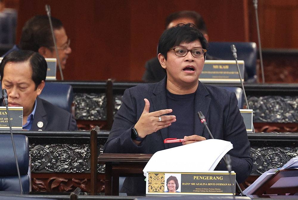 Azalina - Foto Bernama