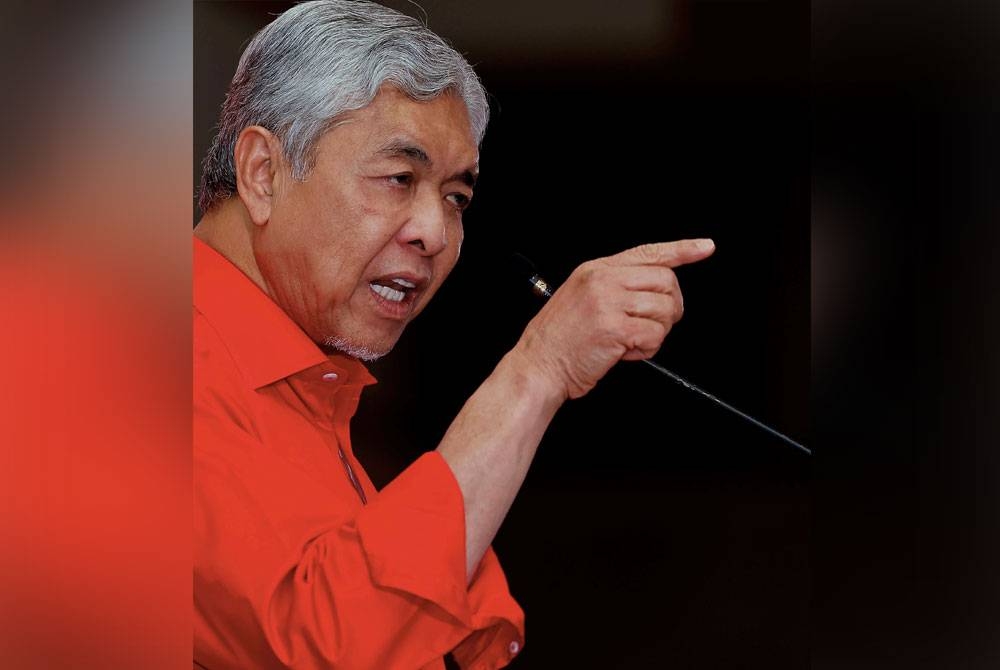 Ahmad Zahid berucap pada Majlis Pengenalan Calon-Calon Pemilihan UMNO Negeri Selangor 2023 di Shah Alam Convention Centre (SACC) pada Rabu. - Foto Bernama