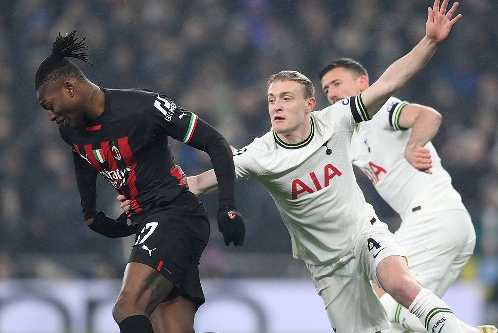 Antara aksi menarik perlawanan Pusingan 16 Terbaik Liga Juara-Juara, Tottenham Hotspur menentang AC Milan di Stadium Tottenham Hotspur, London. - Foto Agensi