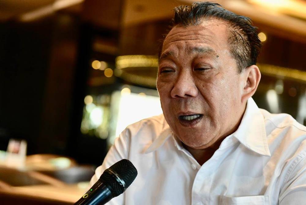 Datuk Seri Bung Moktar Radin.