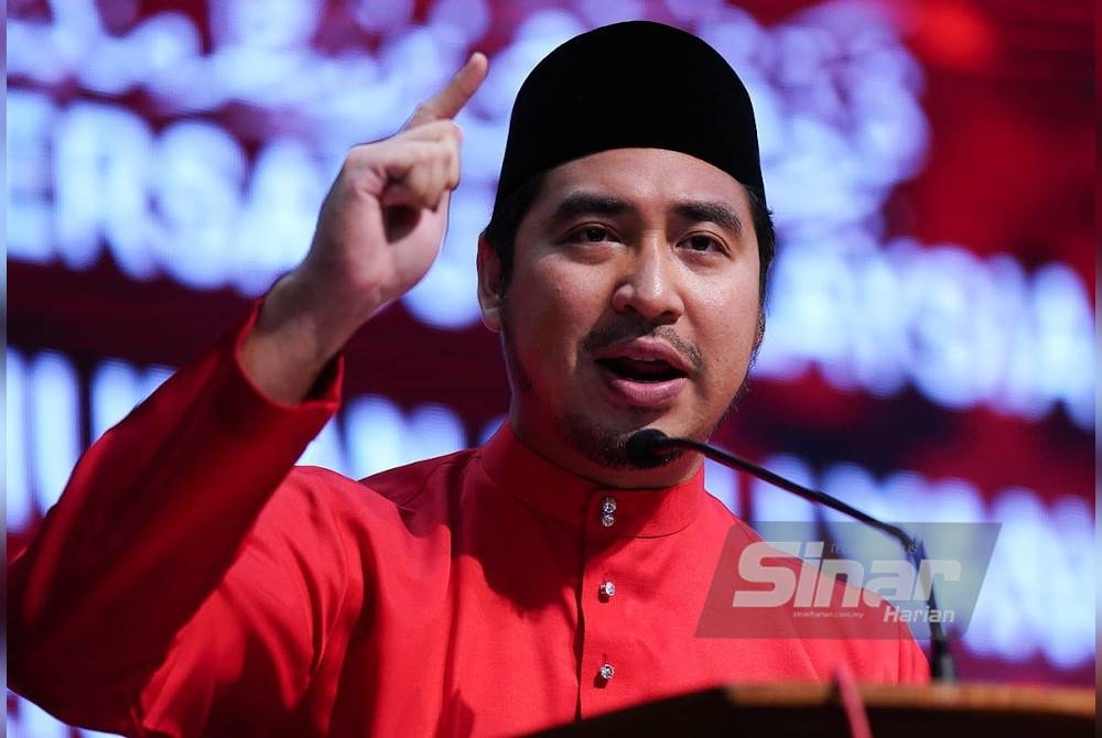 Wan Ahmad Fayhsal menyampaikan ucapan penggulungan pada Perhimpunan Agung Tahunan Bersatu Kali Kelima Tahun 2022 pada Ahad. - Foto Sinar Harian ROSLI TALIB