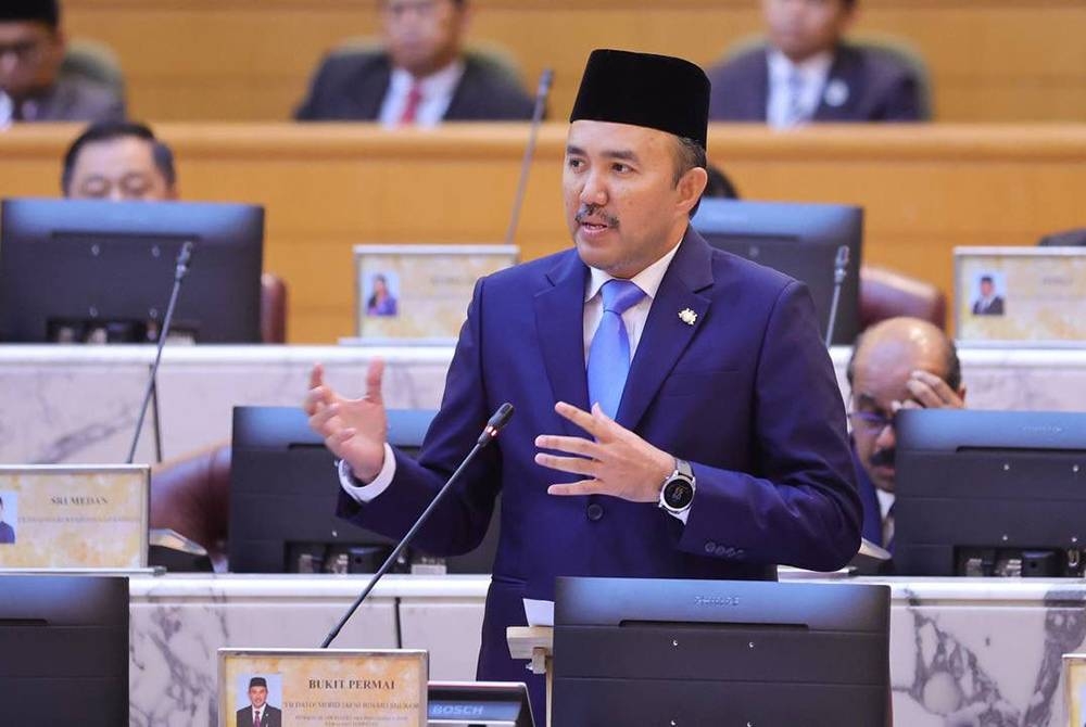 Mohd Jafni pada sidang DUN Johor di Kota Iskandar pada Isnin.