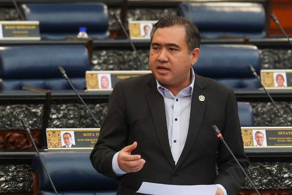 Anthony Loke ketika perbahasan sesi jawatankuasa Belanjawan pada Mesyuarat Pertama Penggal Kedua Parlimen ke-15 di Bangunan Parlimen pada Rabu. - Foto: Bernama