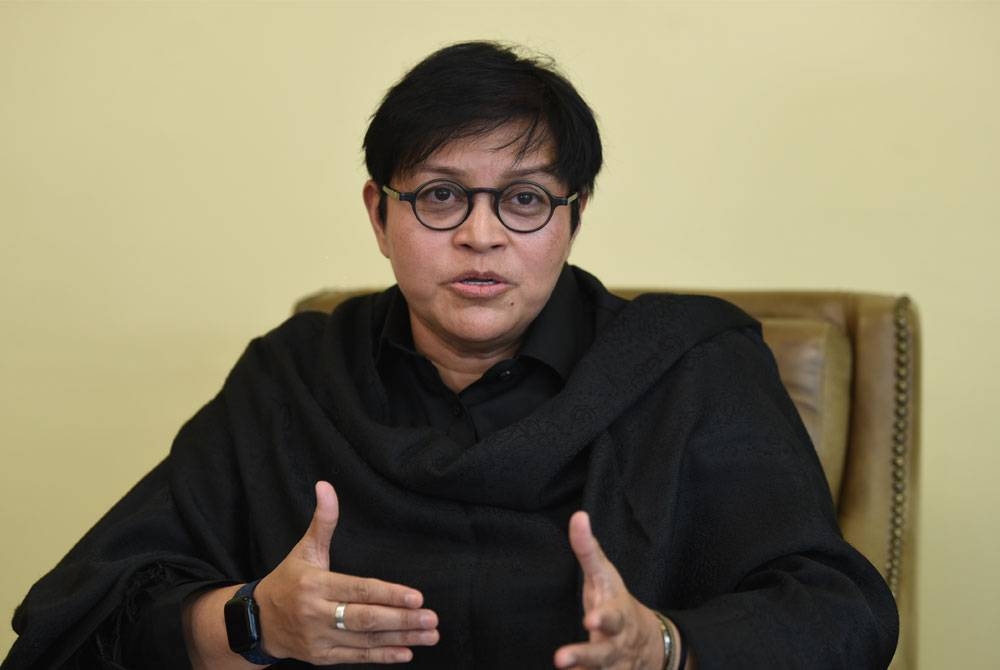 Azalina