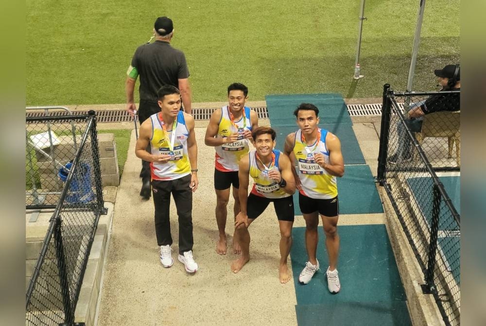 Kuartet negara meraih pingat emas acara 4 x 100m kejohanan Olahraga Terbuka Australia di Brisbane pada Khamis. - Foto Mohd Poad Kassim