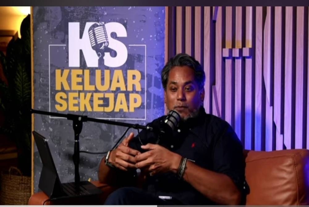 Khairy ketika siaran podcast 'Keluar Sekejap' pada Isnin.